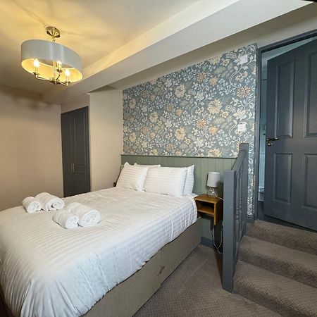 The Cross Scythes Hotel Sheffield Ngoại thất bức ảnh