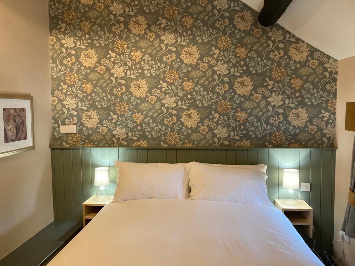 The Cross Scythes Hotel Sheffield Ngoại thất bức ảnh