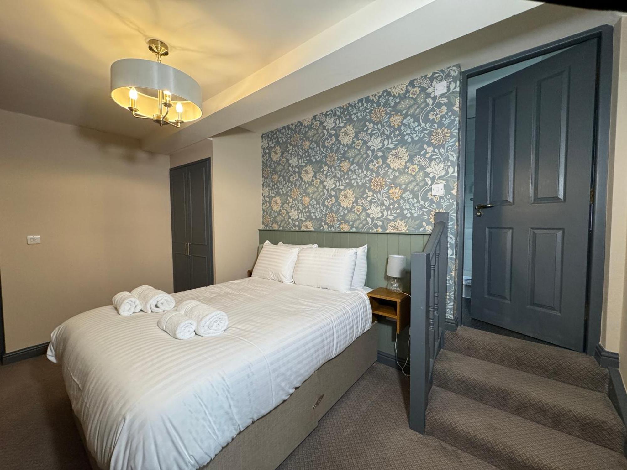 The Cross Scythes Hotel Sheffield Ngoại thất bức ảnh